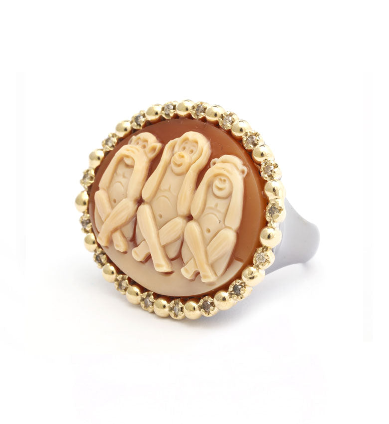 "THREE WISE MONKEYS" — hand-carved cameo ring by AMEDEO