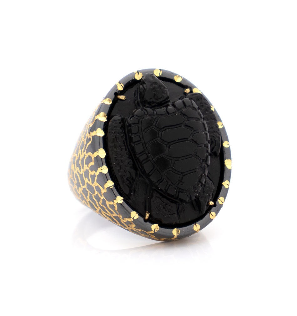 "TURTLE" — hand-carved cameo ring by AMEDEO