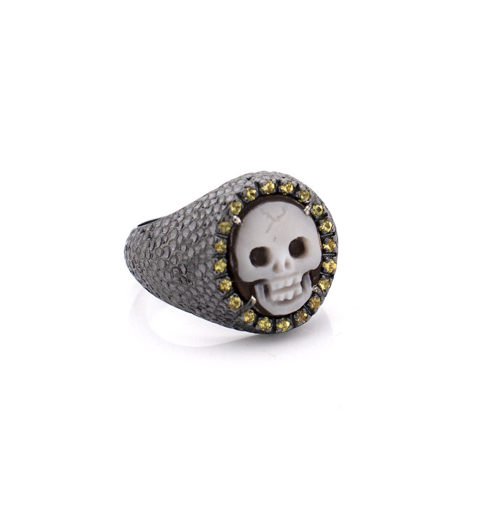 MINI "SKULL" — hand-carved cameo ring by AMEDEO