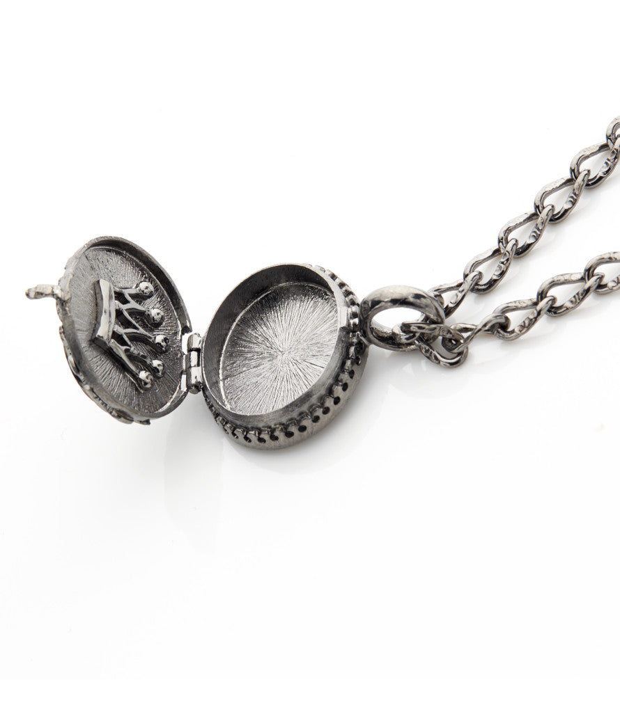 "WISE MONKEYS" POISON NECKLACE