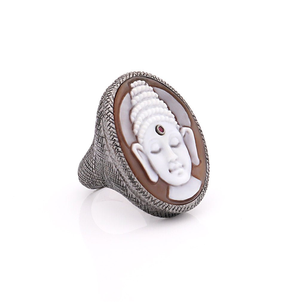 "THIRD EYE WISDOM" — hand-carved cameo ring by AMEDEO