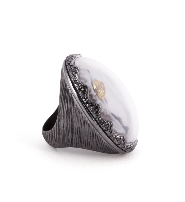 "SUNFLOWER" — hand-carved cameo ring by AMEDEO