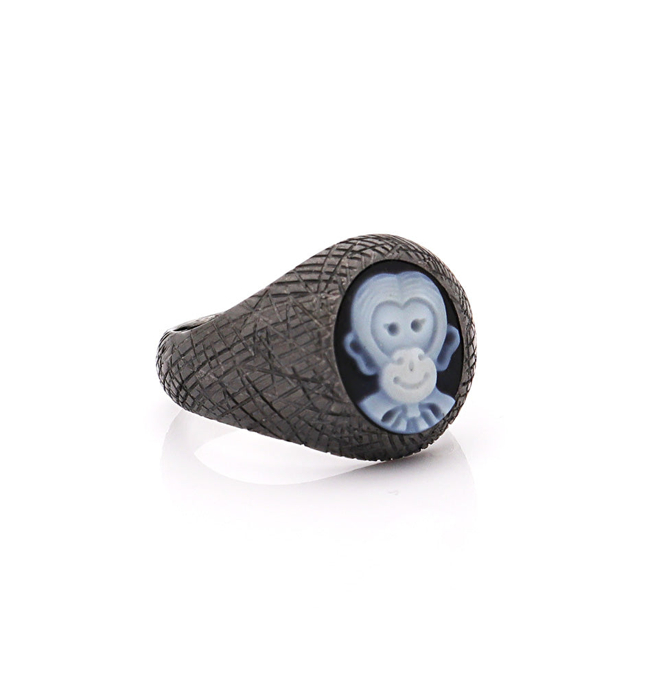 "MINI MONKEY" — hand-carved cameo ring by AMEDEO