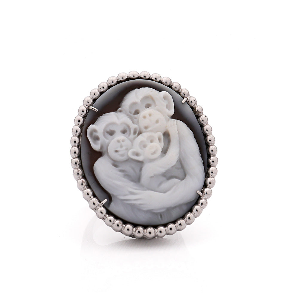 "FAMILY AFFAIR" — hand-carved cameo ring by AMEDEO
