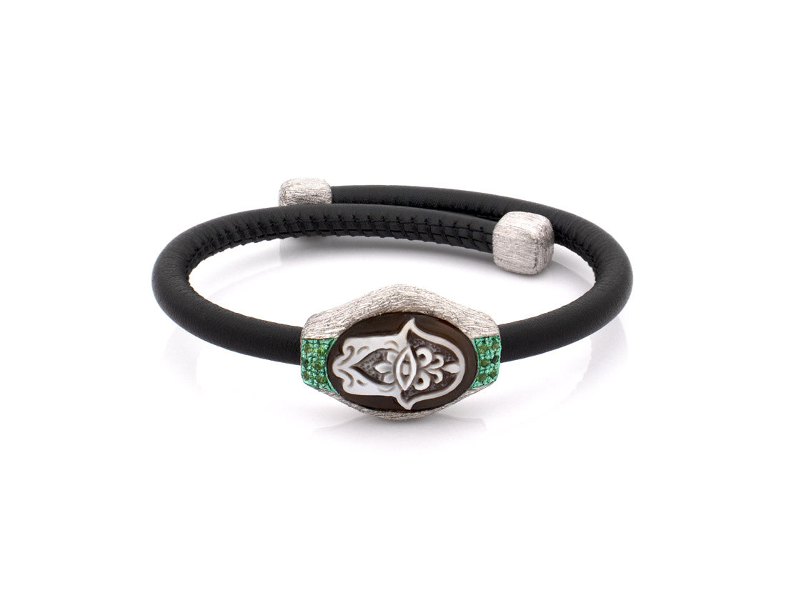 "HAMSA" — hand-carved cameo bracelet by AMEDEO