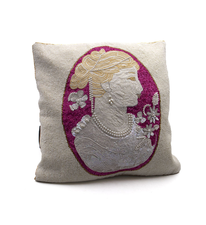 "CAMEO PILLOW COVER"